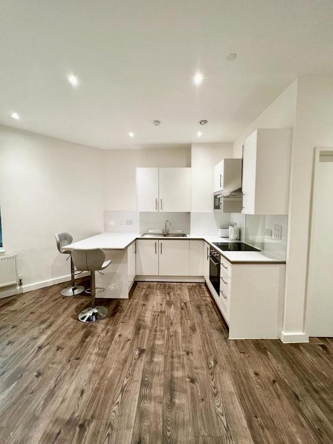 Alarabi Apartments-Studio Flat 크로이던 외부 사진